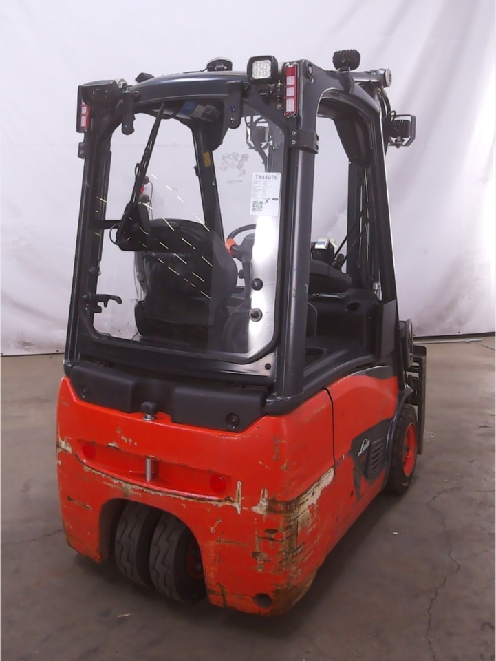 Linde E16C-02 - Empilhadeira elétrica: foto 3 Linde E16C-02 - Empilhadeira elétrica: foto 3