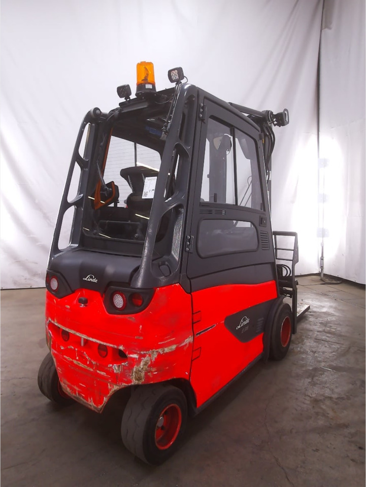 Linde E35HL-01 - Empilhadeira elétrica: foto 3 Linde E35HL-01 - Empilhadeira elétrica: foto 3