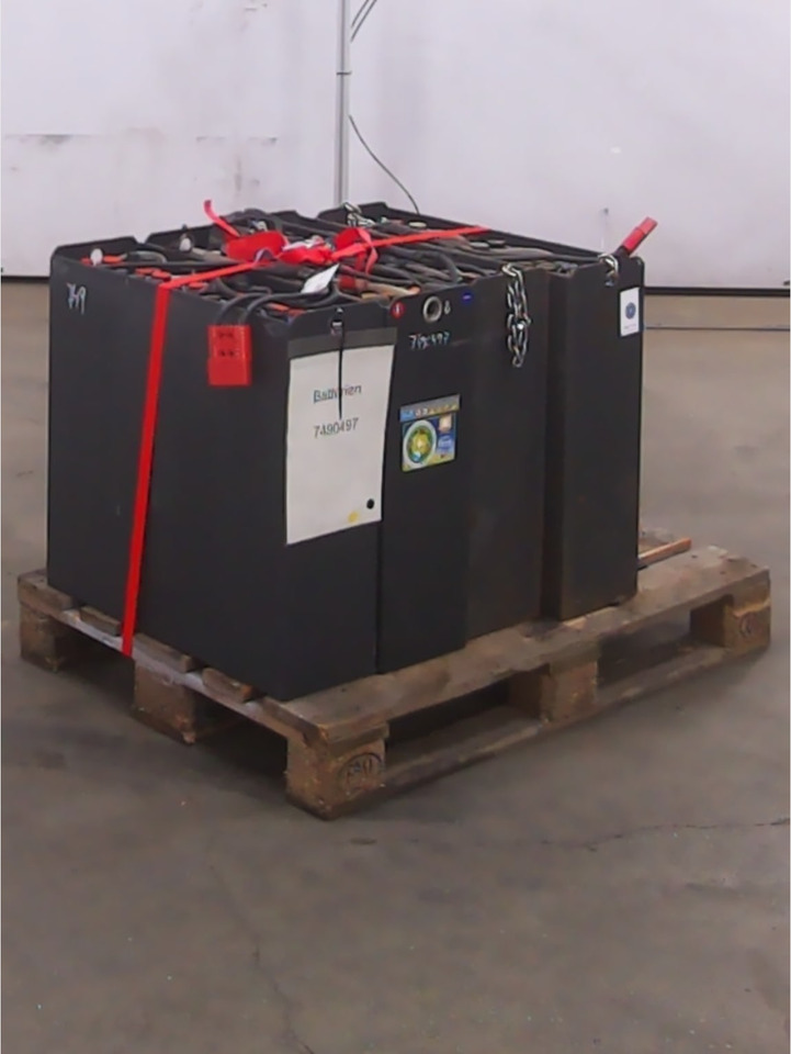 STILL 4x Batterien - Bateria automotiva por Equipamento de movimentação: foto 1 STILL 4x Batterien - Bateria automotiva por Equipamento de movimentação: foto 1