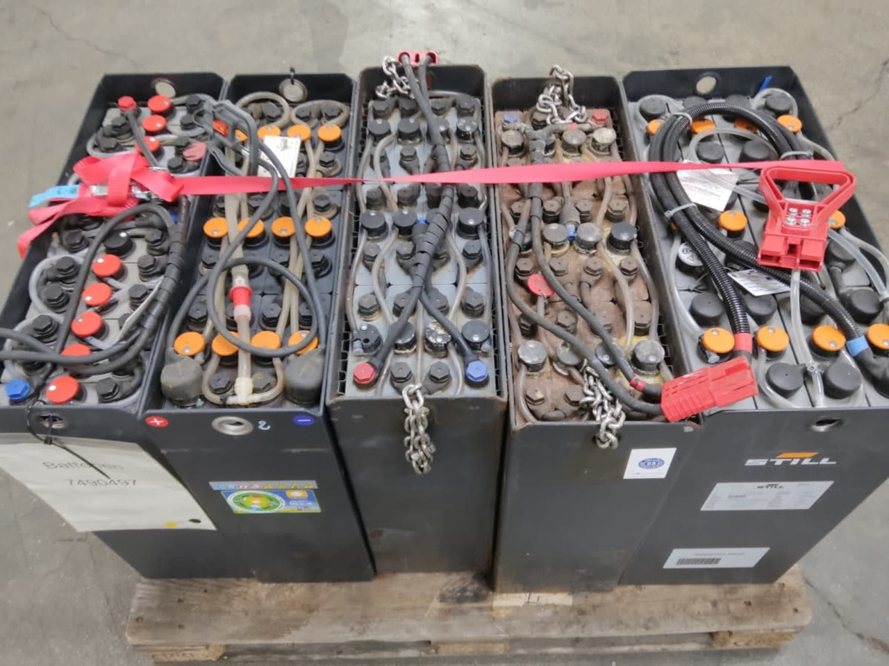 STILL 4x Batterien - Bateria automotiva por Equipamento de movimentação: foto 5 STILL 4x Batterien - Bateria automotiva por Equipamento de movimentação: foto 5