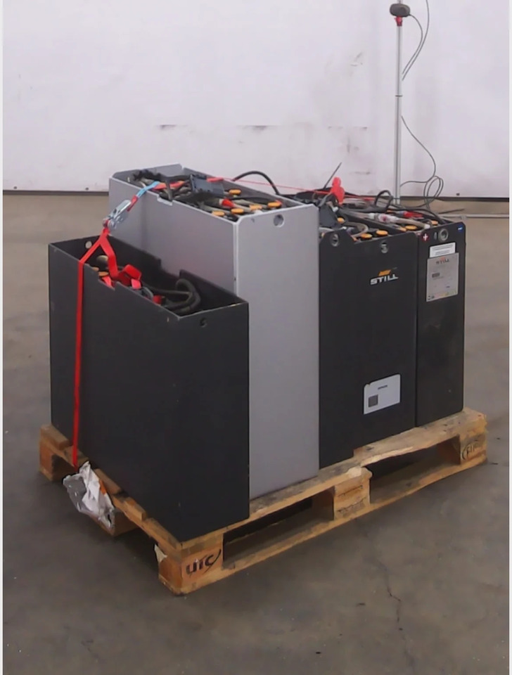 STILL 5x Batterien - Bateria automotiva por Equipamento de movimentação: foto 1 STILL 5x Batterien - Bateria automotiva por Equipamento de movimentação: foto 1