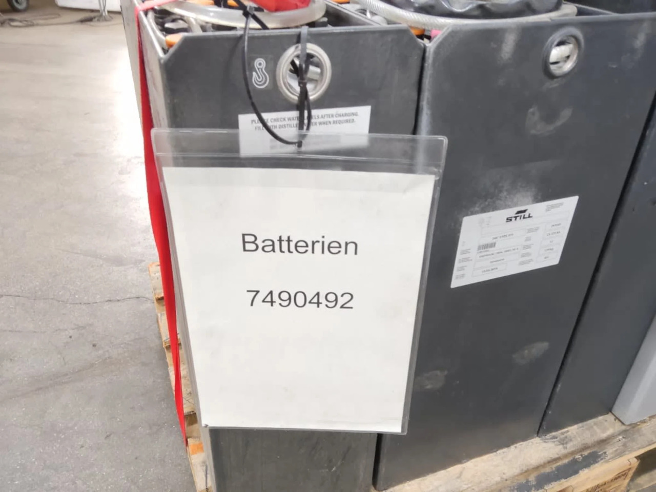 STILL 5x Batterien - Bateria automotiva por Equipamento de movimentação: foto 3 STILL 5x Batterien - Bateria automotiva por Equipamento de movimentação: foto 3