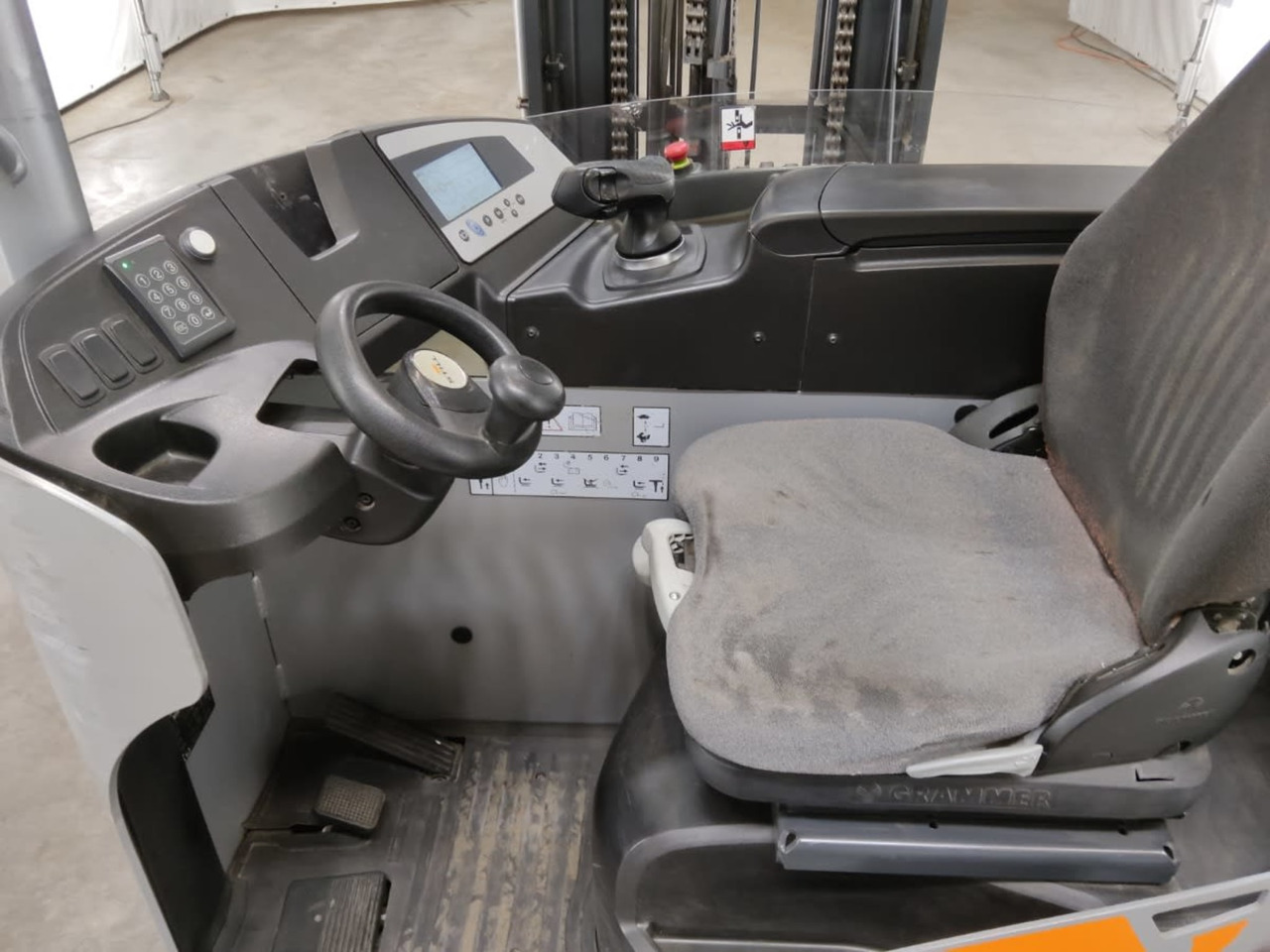 STILL FM-X17 - Empilhador retráctil: foto 3 STILL FM-X17 - Empilhador retráctil: foto 3