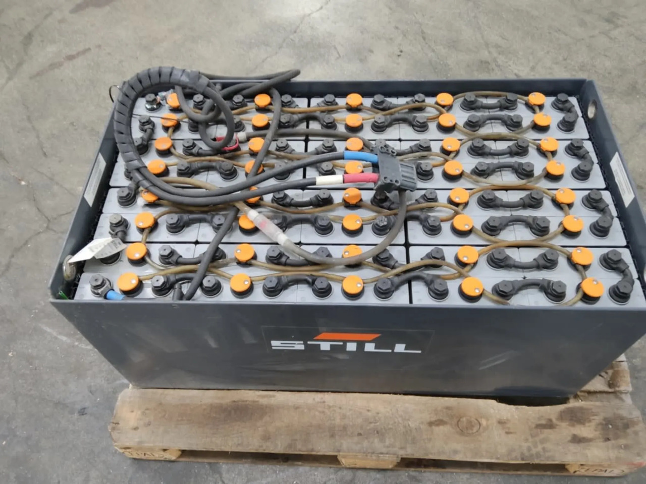 TAB 80V 240Ah - Bateria automotiva por Equipamento de movimentação: foto 3 TAB 80V 240Ah - Bateria automotiva por Equipamento de movimentação: foto 3