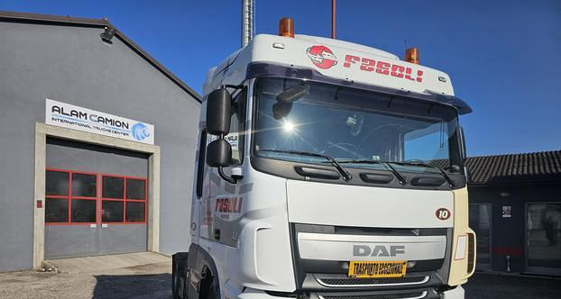 DAF XF-460 EURO 6 impianto idraulico - Tractor: foto 1 DAF XF-460 EURO 6 impianto idraulico - Tractor: foto 1