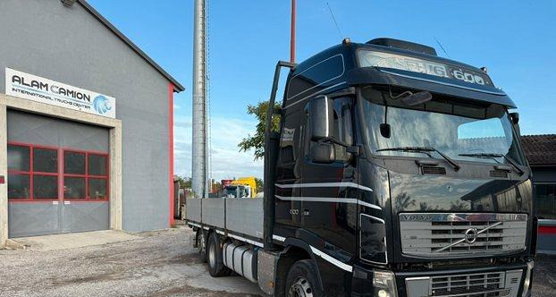 Volvo FH16-600. Euro 5 - Camião de caixa aberta/ Plataforma: foto 2 Volvo FH16-600. Euro 5 - Camião de caixa aberta/ Plataforma: foto 2