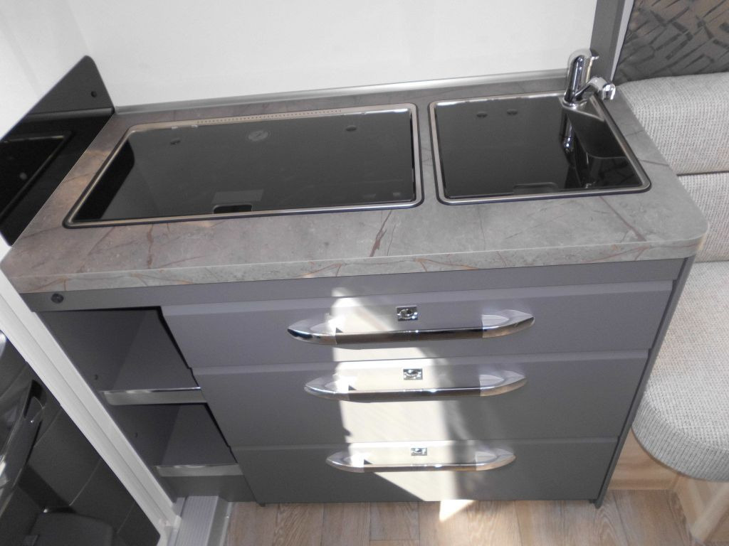 Caravana novo Hobby De Luxe 400 SFe 2025 1500kg. Hobby De Luxe 400 SFe Lagerabverkauf!: foto 10