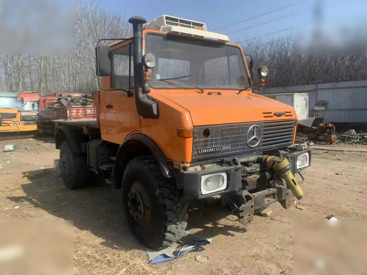 1998 MERCEDES-BENZ UNIMOG 1650 - Camião chassi: foto 1 1998 MERCEDES-BENZ UNIMOG 1650 - Camião chassi: foto 1