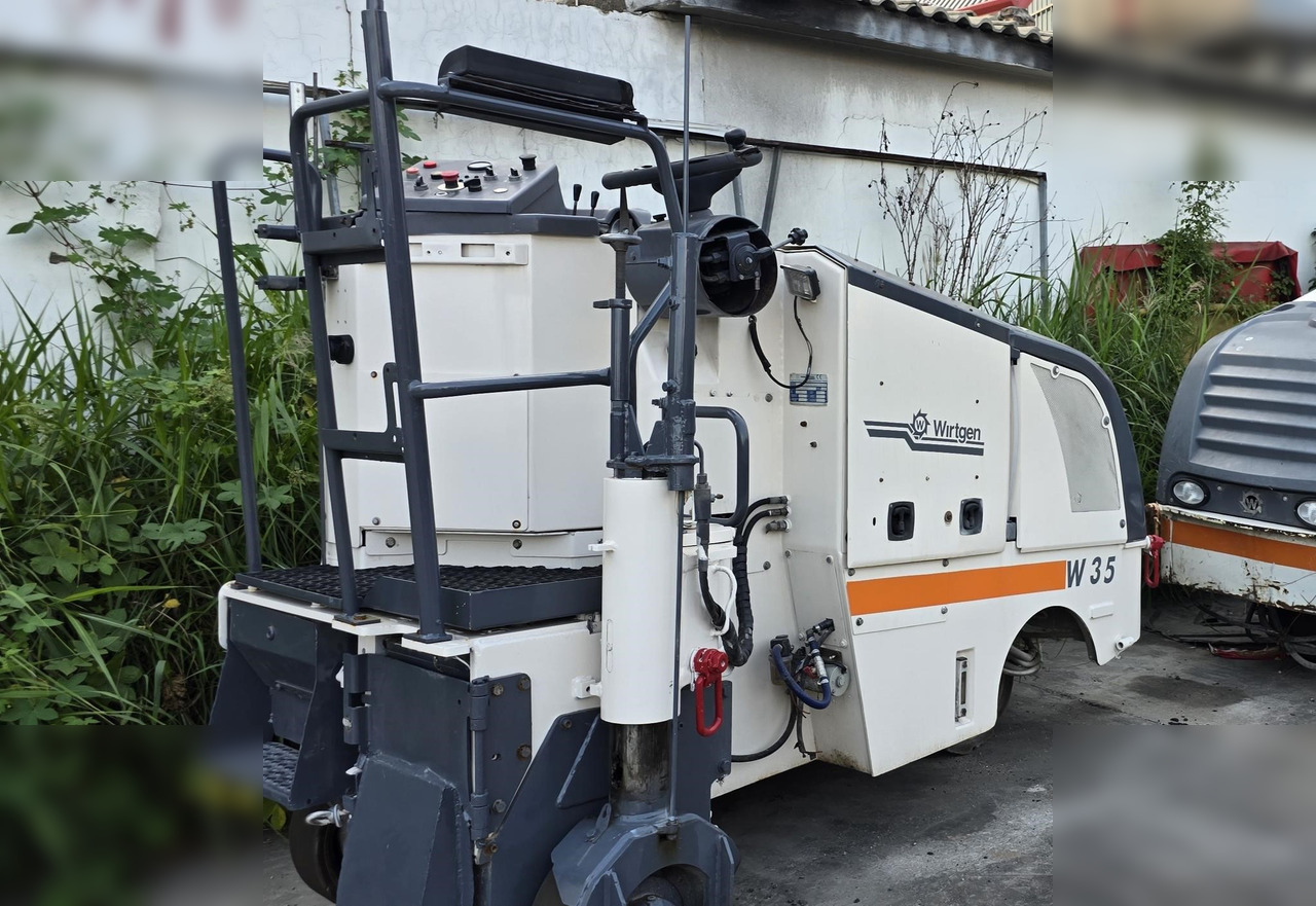 2010 WIRTGEN W35 - Aplainadora (Fresadora): foto 2 2010 WIRTGEN W35 - Aplainadora (Fresadora): foto 2