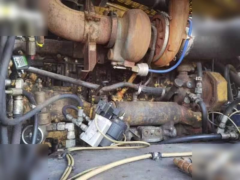 2011 ATLAS COPCO ROC L8-30 - Máquina de perfuração: foto 3 2011 ATLAS COPCO ROC L8-30 - Máquina de perfuração: foto 3