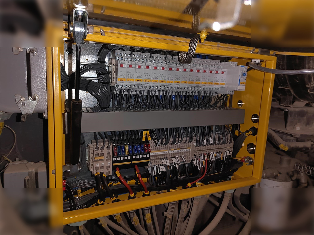 2013 ATLAS COPCO BOLTEC MD - Máquina de perfuração: foto 3 2013 ATLAS COPCO BOLTEC MD - Máquina de perfuração: foto 3