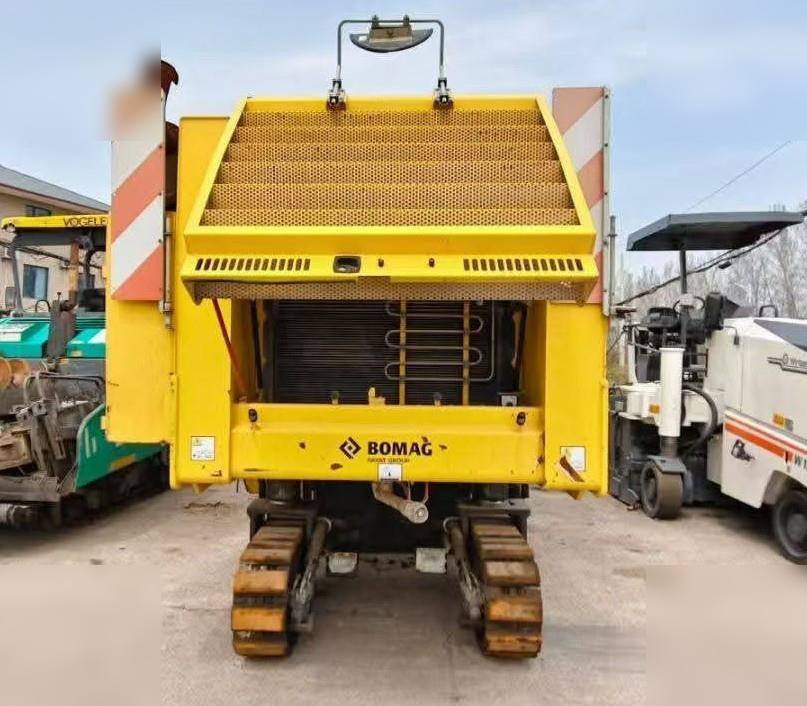 2017 BOMAG BM2000/60-2 - Aplainadora (Fresadora): foto 3 2017 BOMAG BM2000/60-2 - Aplainadora (Fresadora): foto 3