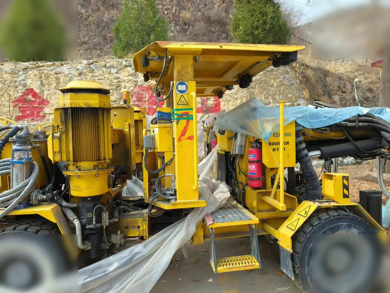 2021 EPIROC BOOMER K111 - Máquina de perfuração direcional: foto 1 2021 EPIROC BOOMER K111 - Máquina de perfuração direcional: foto 1