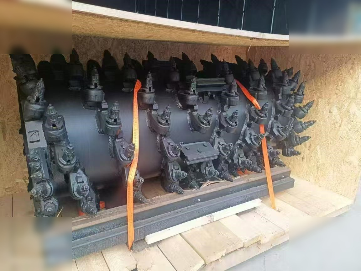 2022 CATERPILLAR PM-620 - Aplainadora (Fresadora): foto 1 2022 CATERPILLAR PM-620 - Aplainadora (Fresadora): foto 1