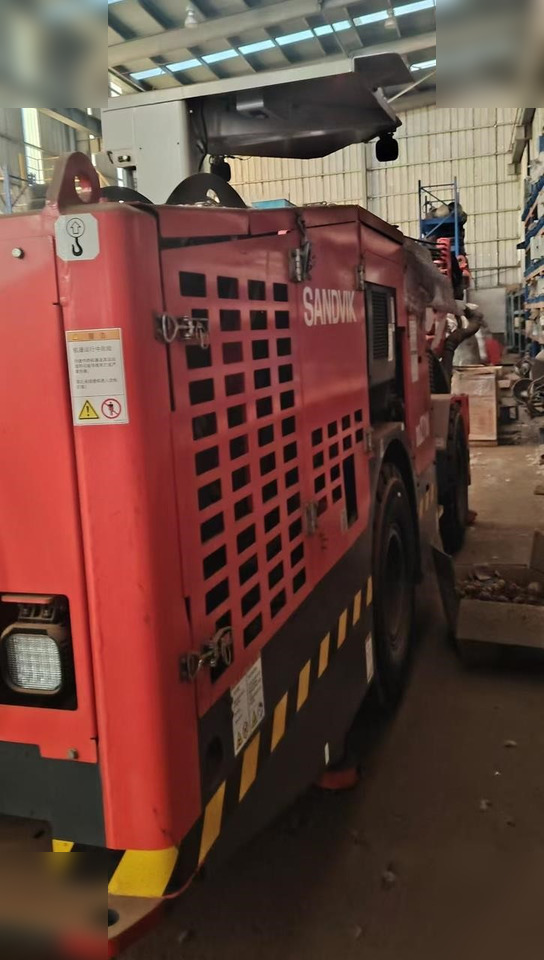 2023 SANDVIK DD2710 - Máquina de perfuração direcional: foto 2 2023 SANDVIK DD2710 - Máquina de perfuração direcional: foto 2