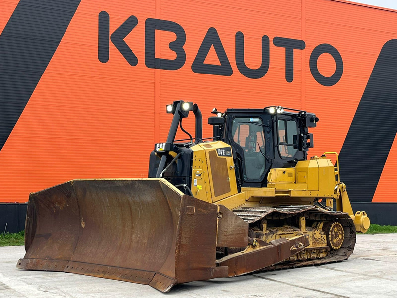 Caterpillar D7E LGP RIPPER / AC - Buldôzer: foto 1 Caterpillar D7E LGP RIPPER / AC - Buldôzer: foto 1