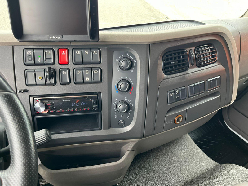 Leasing de DAF LF 290 4x2 BOX L=7412 mm DAF LF 290 4x2 BOX L=7412 mm: foto 20