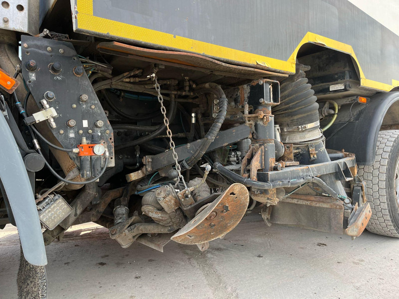 Leasing de DAF LF 55.180 4x2 Schmidt SK 600 Dual LP DAF LF 55.180 4x2 Schmidt SK 600 Dual LP: foto 13 Leasing de DAF LF 55.180 4x2 Schmidt SK 600 Dual LP DAF LF 55.180 4x2 Schmidt SK 600 Dual LP: foto 13