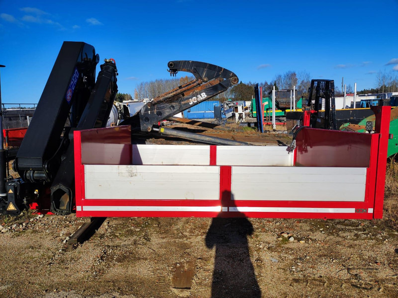 HMF 2120K-RC WITH PLATFORM ALMOST NEW - Grua para camião por Camião: foto 4 HMF 2120K-RC WITH PLATFORM ALMOST NEW - Grua para camião por Camião: foto 4