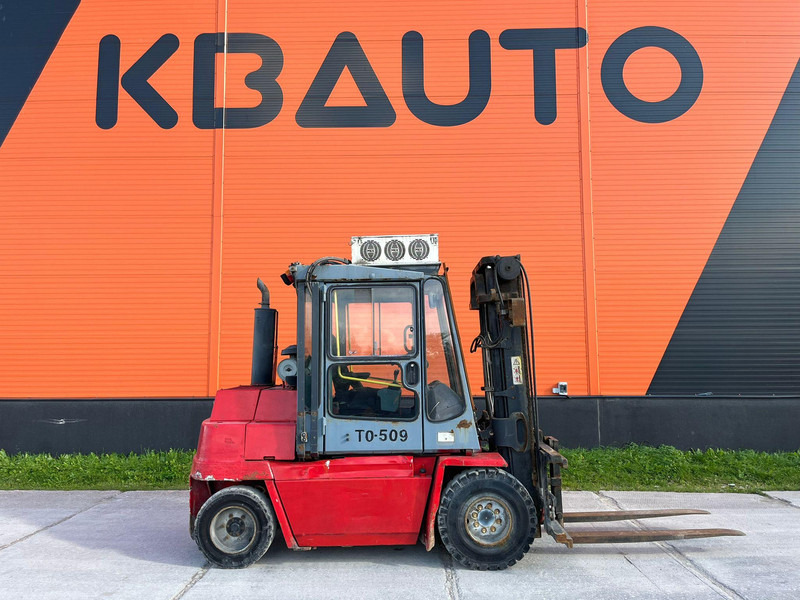 Kalmar DCD 50-6H Rated capacity: 5000 kg / Lifting height: 4000 mm - Empilhadeira a diesel: foto 5 Kalmar DCD 50-6H Rated capacity: 5000 kg / Lifting height: 4000 mm - Empilhadeira a diesel: foto 5
