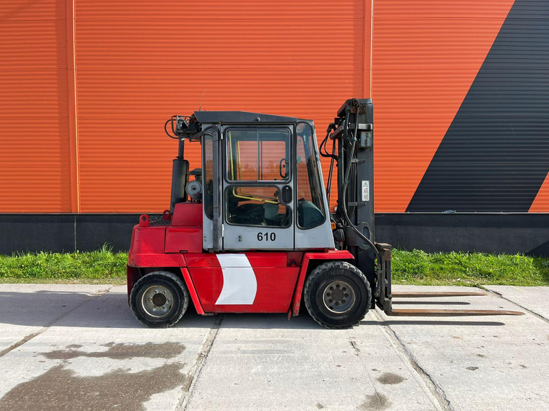 Kalmar DCD 55-6 H Rated capacity: 5500 kg / Lifting height: 3500 mm - Empilhadeira a diesel: foto 5 Kalmar DCD 55-6 H Rated capacity: 5500 kg / Lifting height: 3500 mm - Empilhadeira a diesel: foto 5