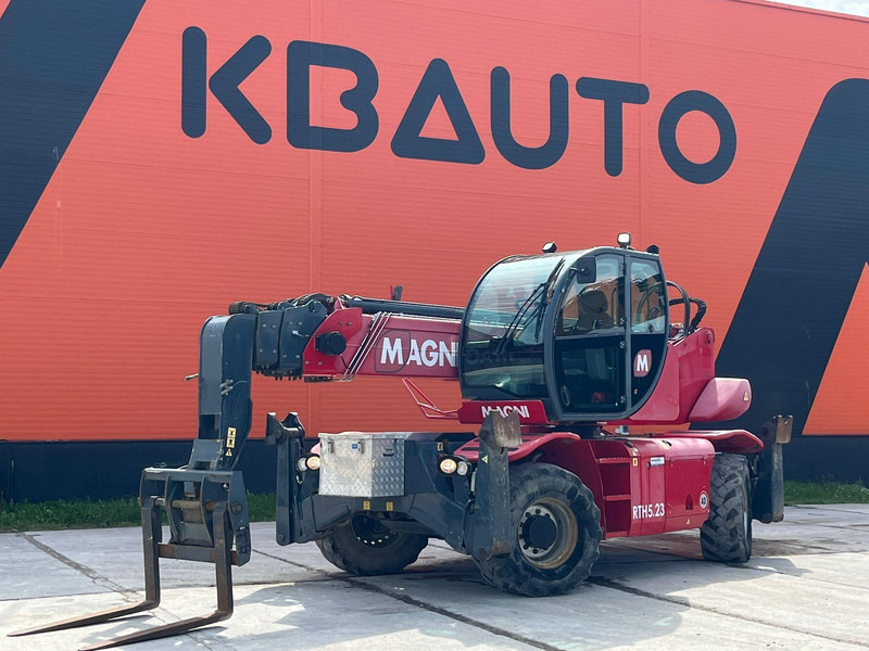 MAGNI RTH 5.23 FORKS / BUCKET / BASKET / WINCH / BOOM - Empilhador telescópico: foto 1 MAGNI RTH 5.23 FORKS / BUCKET / BASKET / WINCH / BOOM - Empilhador telescópico: foto 1