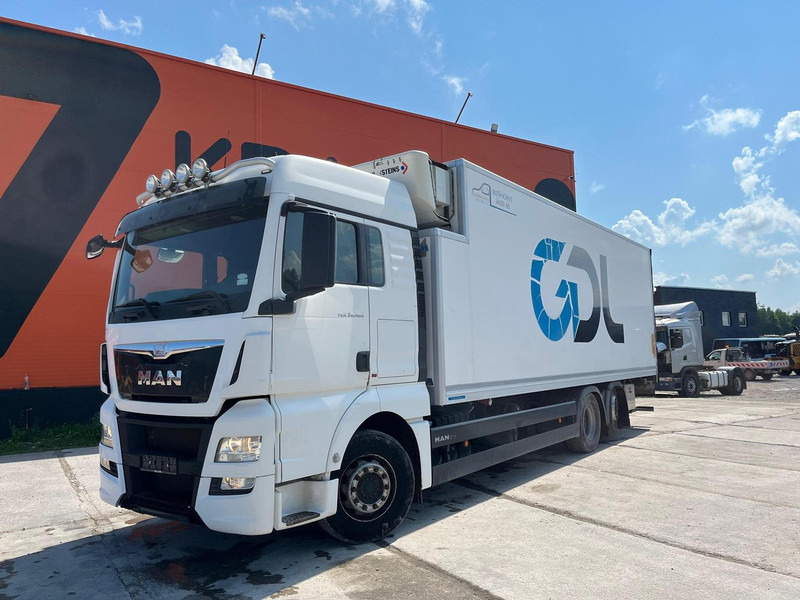 MAN TGX 26.480 6x2*4 HULTSTEINS / BOX L=8553 mm - Camião frigorífico: foto 2 MAN TGX 26.480 6x2*4 HULTSTEINS / BOX L=8553 mm - Camião frigorífico: foto 2