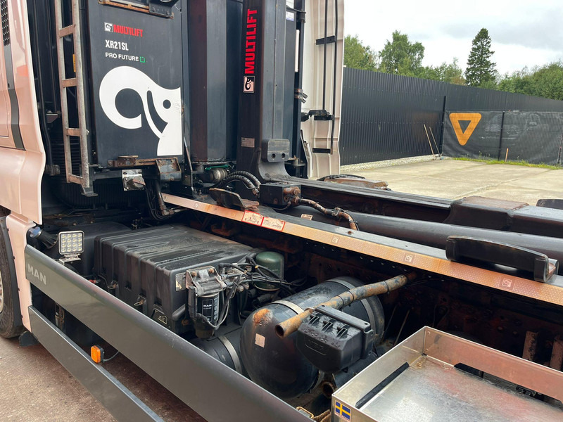 Camião polibenne MAN TGX 26.500 6x2*4 HIAB XR 21 ton / CHASSIS L=5300 mm: foto 12