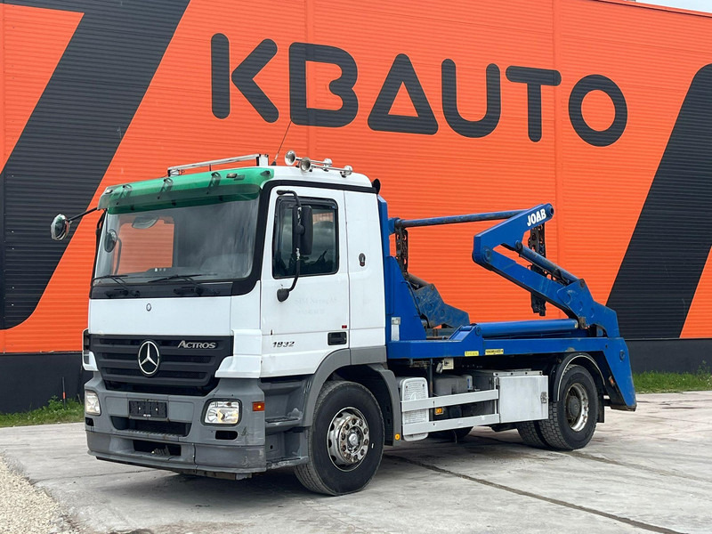 Mercedes-Benz Actros 1832 4x2 JOAB HL 14 U - Camião multibenne: foto 1 Mercedes-Benz Actros 1832 4x2 JOAB HL 14 U - Camião multibenne: foto 1