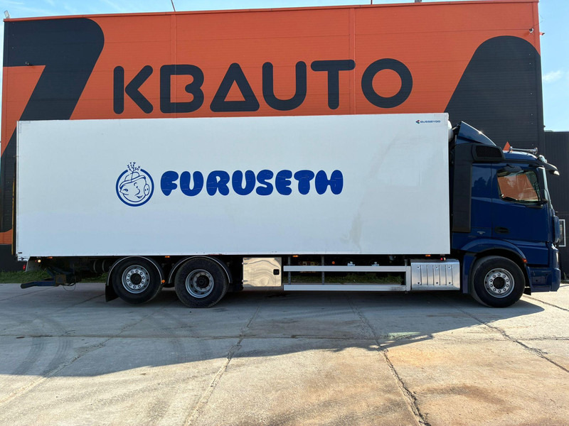 Mercedes-Benz Actros 2548 6x2*4 THERMOKING T-1200R / BOX L=9013 mm - Camião frigorífico: foto 4 Mercedes-Benz Actros 2548 6x2*4 THERMOKING T-1200R / BOX L=9013 mm - Camião frigorífico: foto 4