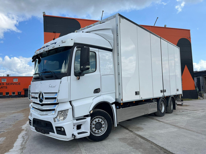 Mercedes-Benz Actros 2551 6x2*4 BOX L=7401mm - Camião furgão: foto 2 Mercedes-Benz Actros 2551 6x2*4 BOX L=7401mm - Camião furgão: foto 2