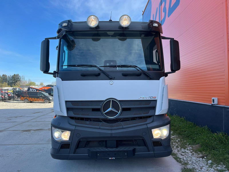 Mercedes-Benz Antos 2535 6x2*4 FOR SALE AS CHASSIS L=7788 mm - Camião chassi: foto 3 Mercedes-Benz Antos 2535 6x2*4 FOR SALE AS CHASSIS L=7788 mm - Camião chassi: foto 3