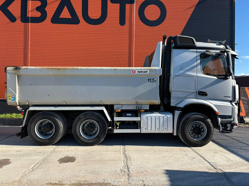 Mercedes-Benz Arocs 2658 6x4 RETARDER / BOX L=4541mm - Camião basculante: foto 4 Mercedes-Benz Arocs 2658 6x4 RETARDER / BOX L=4541mm - Camião basculante: foto 4