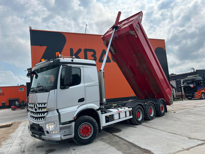 Mercedes-Benz Arocs 3253 8x4*4 RETARDER / BOX L=6176 mm - Camião basculante: foto 2 Mercedes-Benz Arocs 3253 8x4*4 RETARDER / BOX L=6176 mm - Camião basculante: foto 2