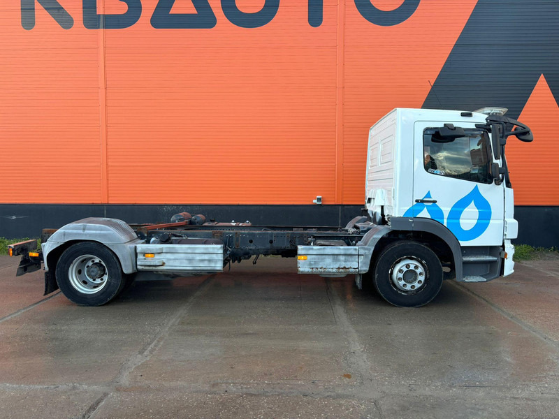 Mercedes-Benz Atego 1528 4x2 PTO / CHASSIS L=4541 mm - Camião chassi: foto 5 Mercedes-Benz Atego 1528 4x2 PTO / CHASSIS L=4541 mm - Camião chassi: foto 5