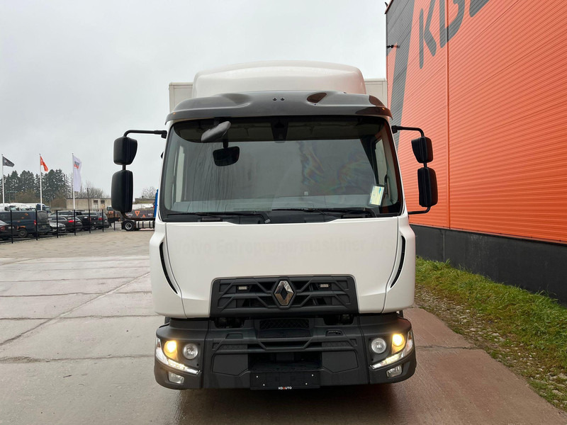 Renault D12 4x2 WORKSHOP ON WHEELS / FASSI M30A.13 / BOX L=4459 mm - Camião de caixa aberta/ Plataforma, Camião grua: foto 2 Renault D12 4x2 WORKSHOP ON WHEELS / FASSI M30A.13 / BOX L=4459 mm - Camião de caixa aberta/ Plataforma, Camião grua: foto 2