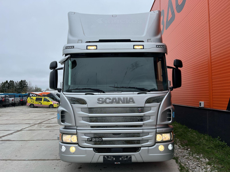 Scania P 250 4x2 THERMOKING / BOX L=6440 mm - Camião frigorífico: foto 2 Scania P 250 4x2 THERMOKING / BOX L=6440 mm - Camião frigorífico: foto 2