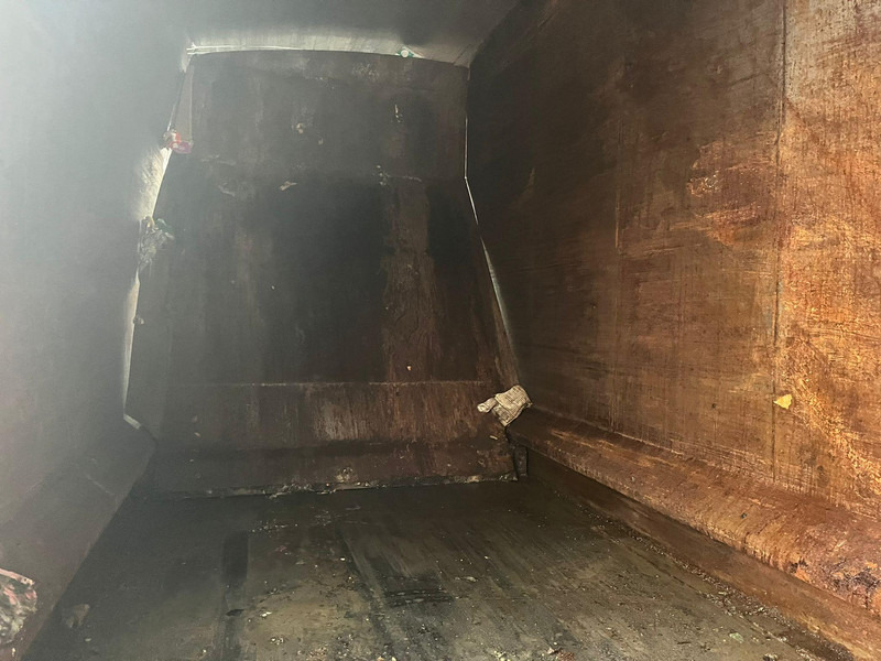 Caminhão de lixo Scania P 320 6x2*4 NTM KG-2K 18 m3: foto 14 Caminhão de lixo Scania P 320 6x2*4 NTM KG-2K 18 m3: foto 14