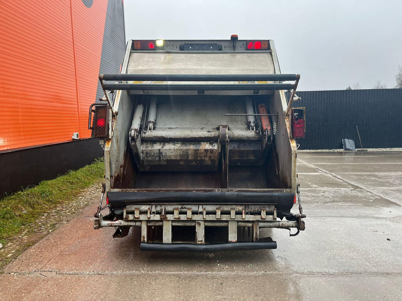 Caminhão de lixo Scania P 320 6x2*4 NTM KG-2K 18 m3: foto 7 Caminhão de lixo Scania P 320 6x2*4 NTM KG-2K 18 m3: foto 7