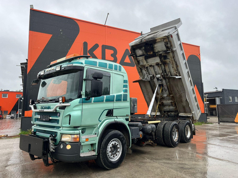 Scania P 420 6x4 UNDERBODY SCRAPER / RETARDER / BOX L=4947 mm - Camião basculante: foto 2 Scania P 420 6x4 UNDERBODY SCRAPER / RETARDER / BOX L=4947 mm - Camião basculante: foto 2