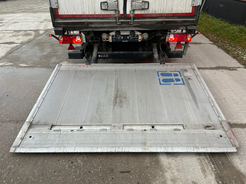 Reboque frigorífico Schmitz Cargobull SCB 2 CARRIER SUPRA / BOX L=7454 mm: foto 10 Reboque frigorífico Schmitz Cargobull SCB 2 CARRIER SUPRA / BOX L=7454 mm: foto 10