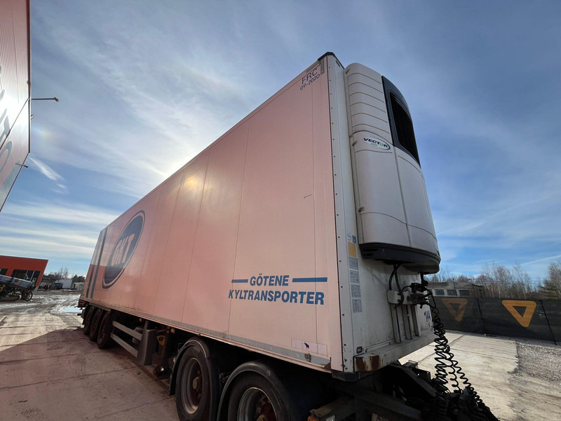 Schmitz Cargobull SCBS3B CARRIER Vector 1550 / BOX L=13396 mm - Reboque frigorífico: foto 1 Schmitz Cargobull SCBS3B CARRIER Vector 1550 / BOX L=13396 mm - Reboque frigorífico: foto 1