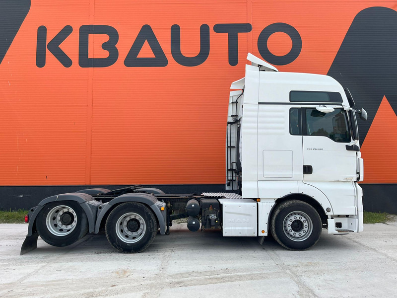 MAN TGX 28.580 6x2 XXL CAB / INTARDER / DOUBLE BOGIE - Tractor: foto 4 MAN TGX 28.580 6x2 XXL CAB / INTARDER / DOUBLE BOGIE - Tractor: foto 4