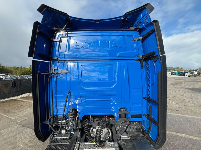 Leasing de Scania R 460 4x2 NEW ! / RETARDER Scania R 460 4x2 NEW ! / RETARDER: foto 14