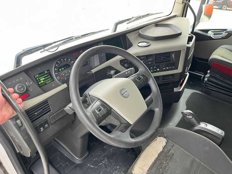 Tractor Volvo FH 500 6x2 GLOBE XL: foto 13