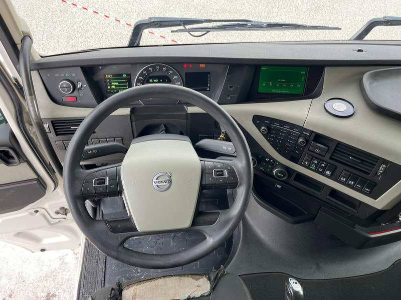 Tractor Volvo FH 500 6x2 GLOBE XL: foto 14