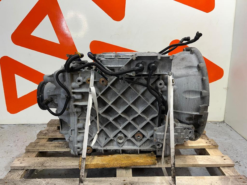 Volvo AT2612D GEARBOX / 3190666 / 22106301 / 21536238 - Caixa de velocidade por Camião: foto 1 Volvo AT2612D GEARBOX / 3190666 / 22106301 / 21536238 - Caixa de velocidade por Camião: foto 1