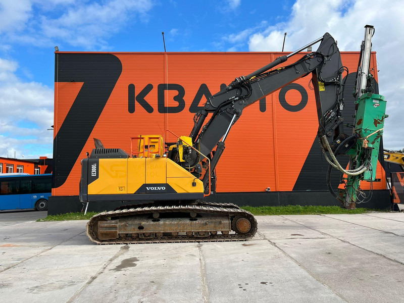 Volvo EC 300 E WITH MONTABERT CPA 295 DRILL PRICE 123900.- - Escavadora de rastos: foto 4 Volvo EC 300 E WITH MONTABERT CPA 295 DRILL PRICE 123900.- - Escavadora de rastos: foto 4