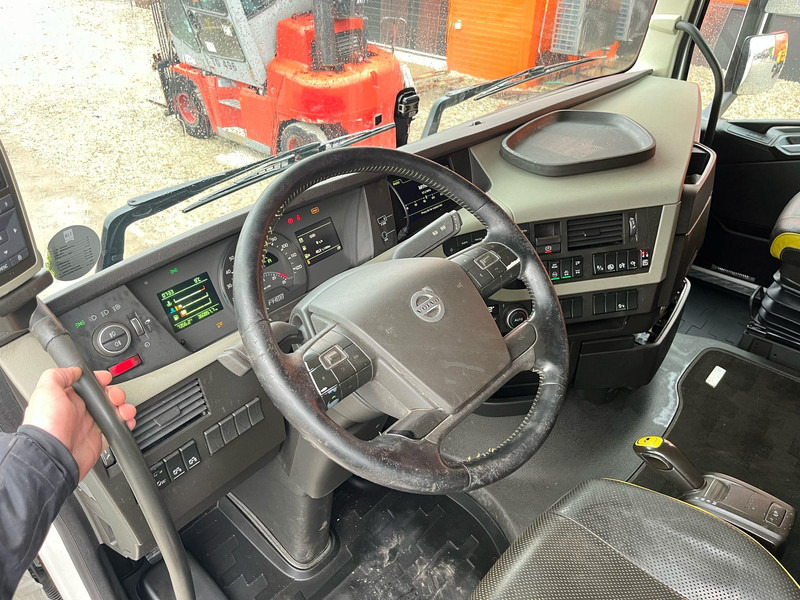 Leasing de Volvo FH 16 600 6x2*4 HIAB 166E-5 HIPRO / PLATFORM L=6309 mm Volvo FH 16 600 6x2*4 HIAB 166E-5 HIPRO / PLATFORM L=6309 mm: foto 15 Leasing de Volvo FH 16 600 6x2*4 HIAB 166E-5 HIPRO / PLATFORM L=6309 mm Volvo FH 16 600 6x2*4 HIAB 166E-5 HIPRO / PLATFORM L=6309 mm: foto 15