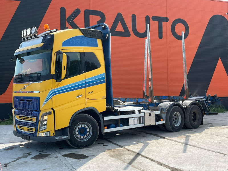 Volvo FH 16 750 6x4 HYDRAULICS / CHASSIS L=8184 mm - Camião de transporte de madeira, Camião grua: foto 1 Volvo FH 16 750 6x4 HYDRAULICS / CHASSIS L=8184 mm - Camião de transporte de madeira, Camião grua: foto 1